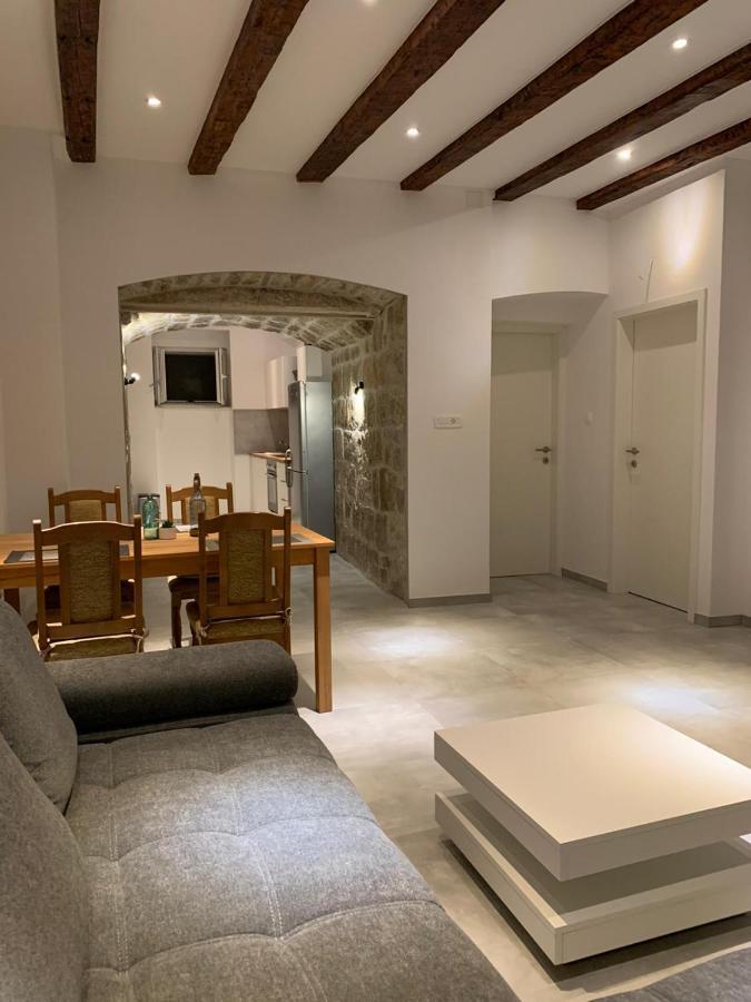 Apartament Ana Kaštela